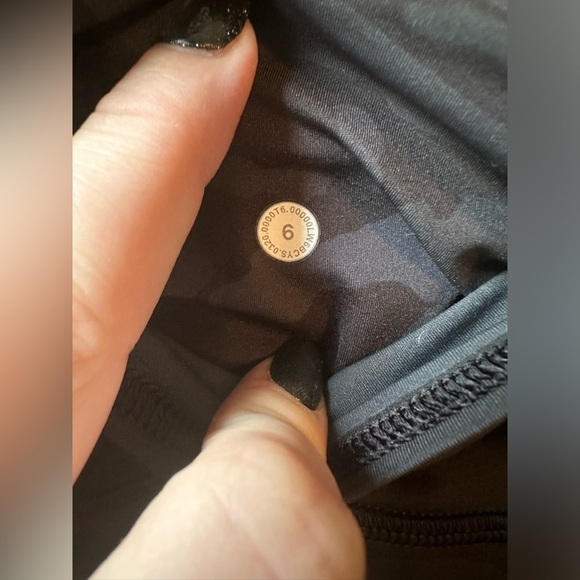 Lululemon Fast and Free High-Rise Crop II 23" *Non-Reflective - Picture 6 of 6